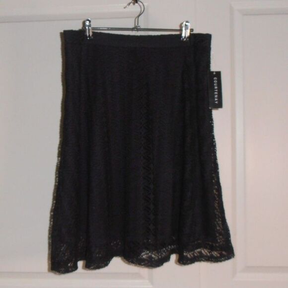 Courtenay Black Lace Skirt Sz 12 Swim Cover-Up Vibe ✨ Double Layered Flare - Picture 1 of 4